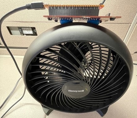 HT900 Table Fan with AVR DA mounted